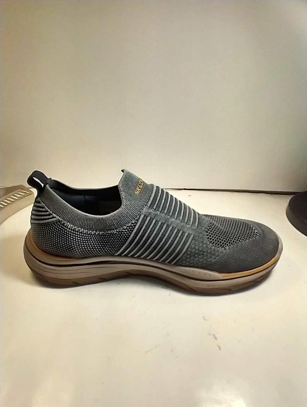 Skechers Expected 2.0 - Hersch Slip On Sneakers Shoes Men's sz 11.